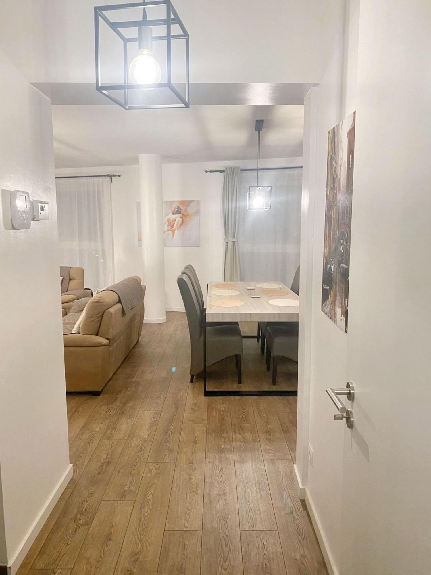 Modern Apartment In Cureghem Anderlecht 134 M² + Terrace Bruksela Zewnętrze zdjęcie
