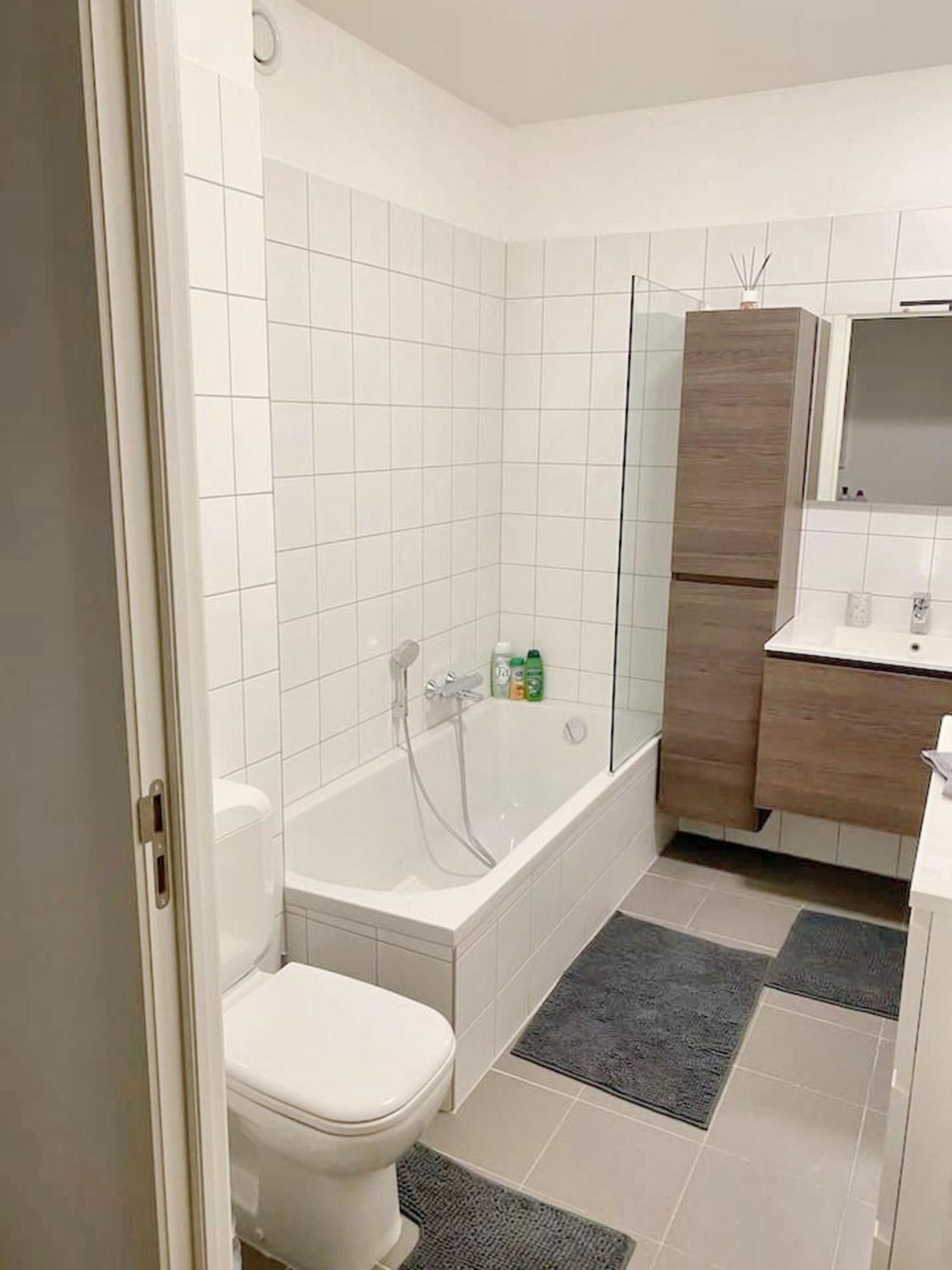 Modern Apartment In Cureghem Anderlecht 134 M² + Terrace Bruksela Zewnętrze zdjęcie