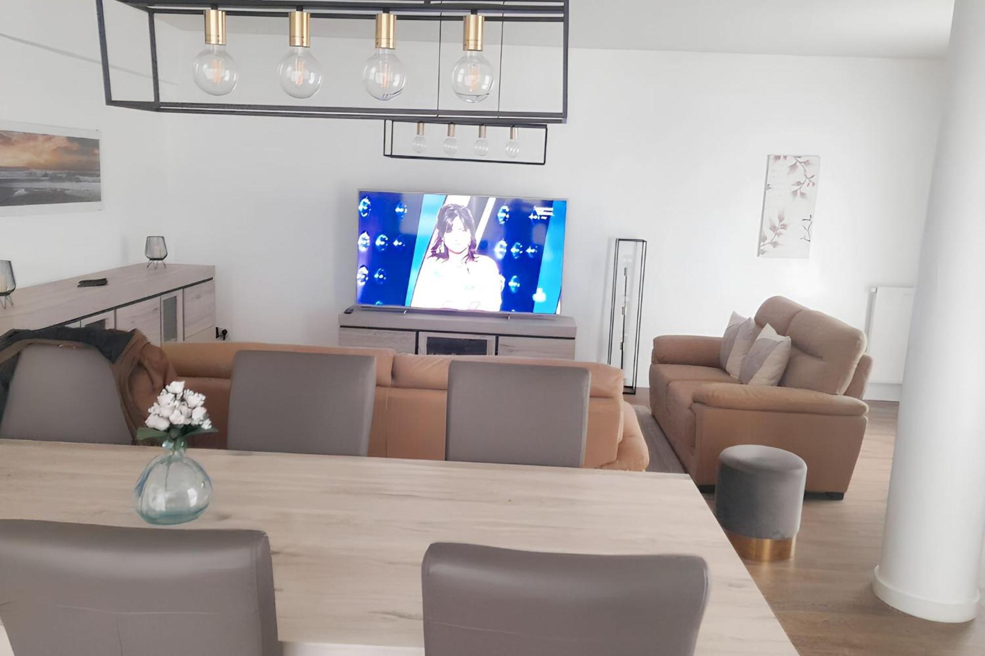 Modern Apartment In Cureghem Anderlecht 134 M² + Terrace Bruksela Zewnętrze zdjęcie