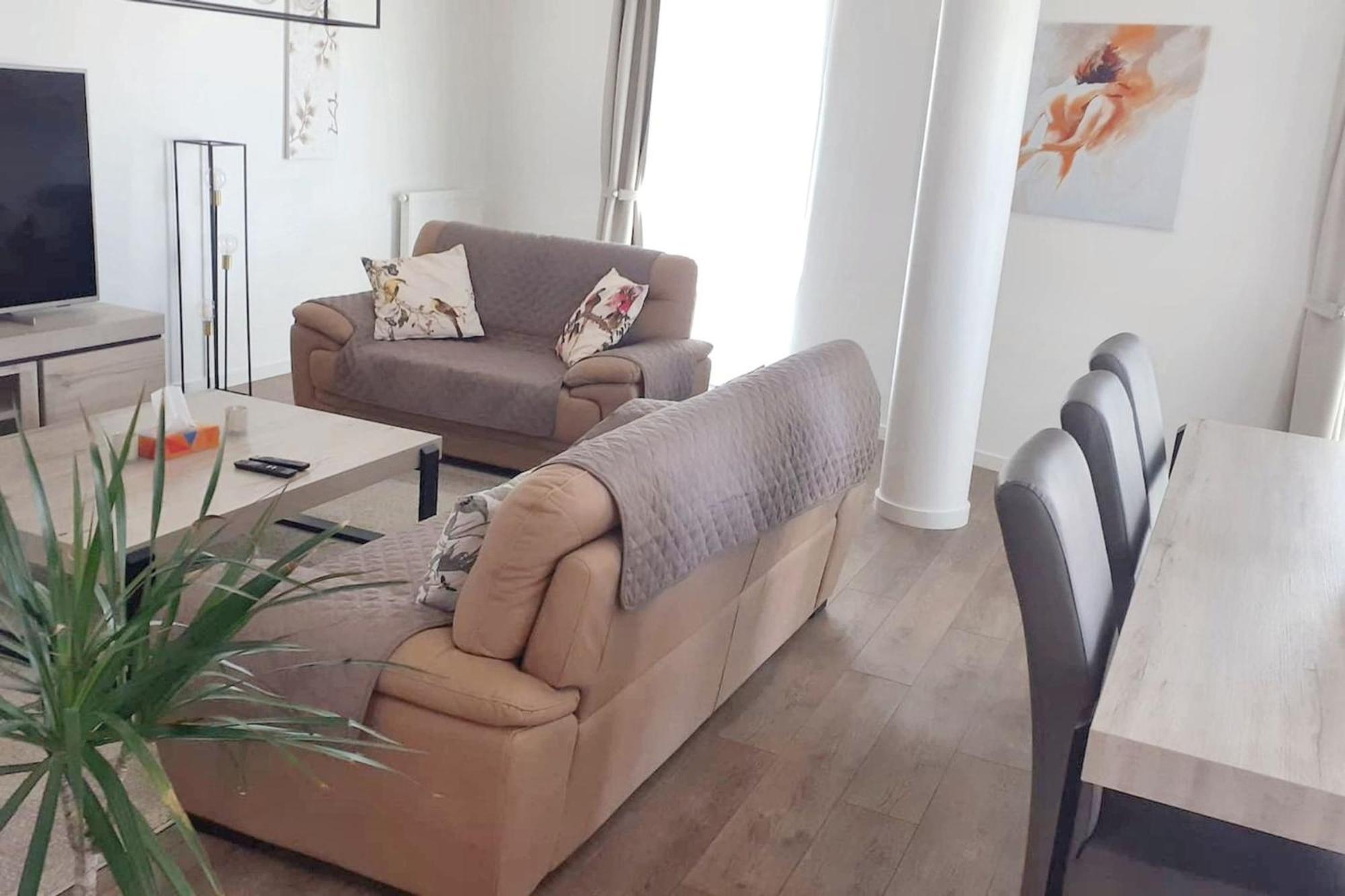 Modern Apartment In Cureghem Anderlecht 134 M² + Terrace Bruksela Zewnętrze zdjęcie