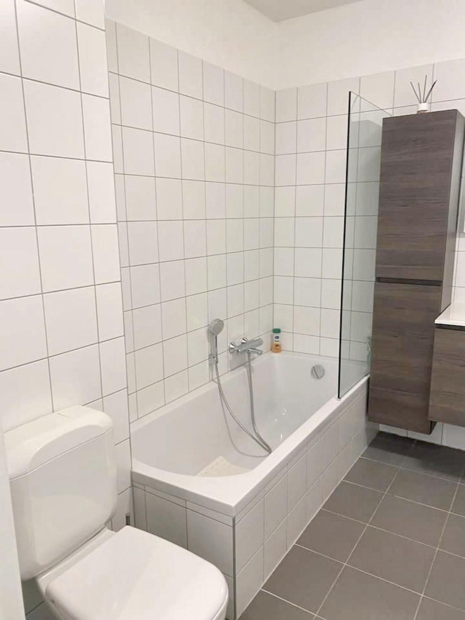 Modern Apartment In Cureghem Anderlecht 134 M² + Terrace Bruksela Zewnętrze zdjęcie